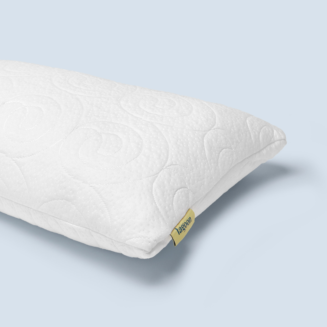 the meerkat | supportive hybrid pillow with foam core